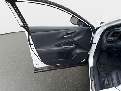 2025 Toyota Crown Signia Limited