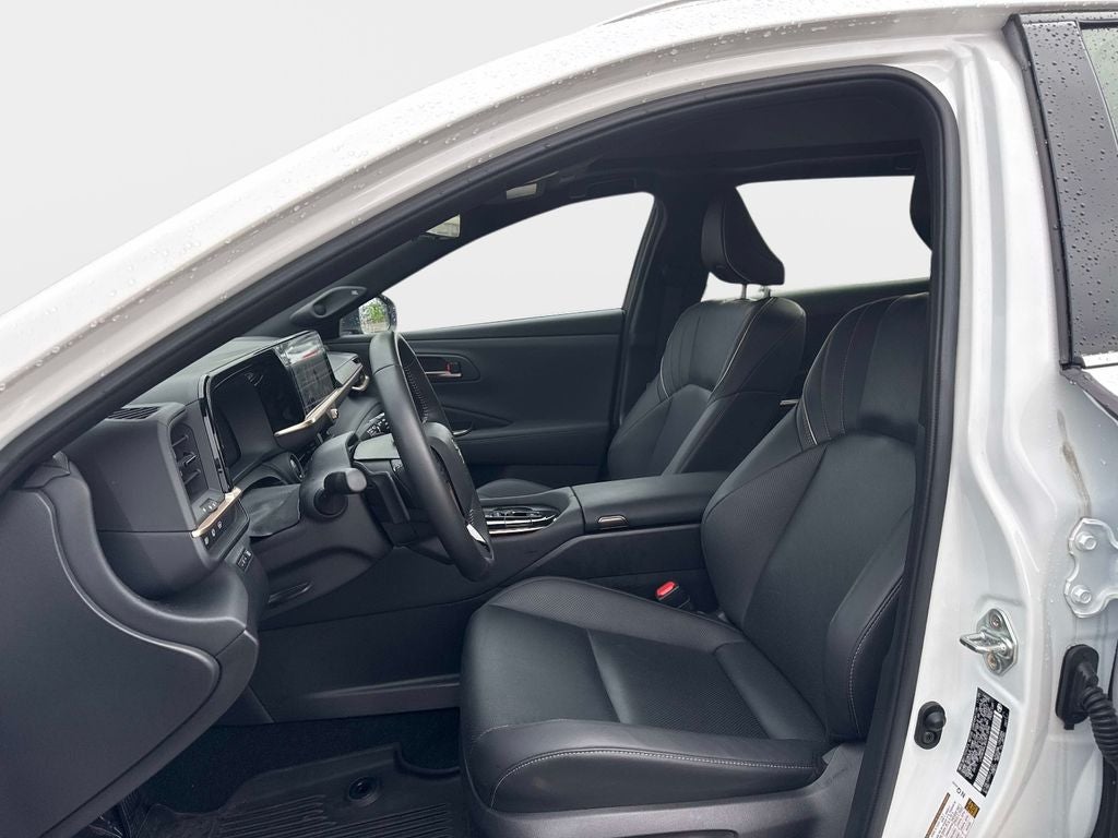 2025 Toyota Crown Signia Limited