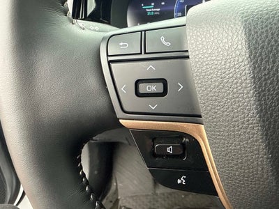 2025 Toyota Crown Signia Limited