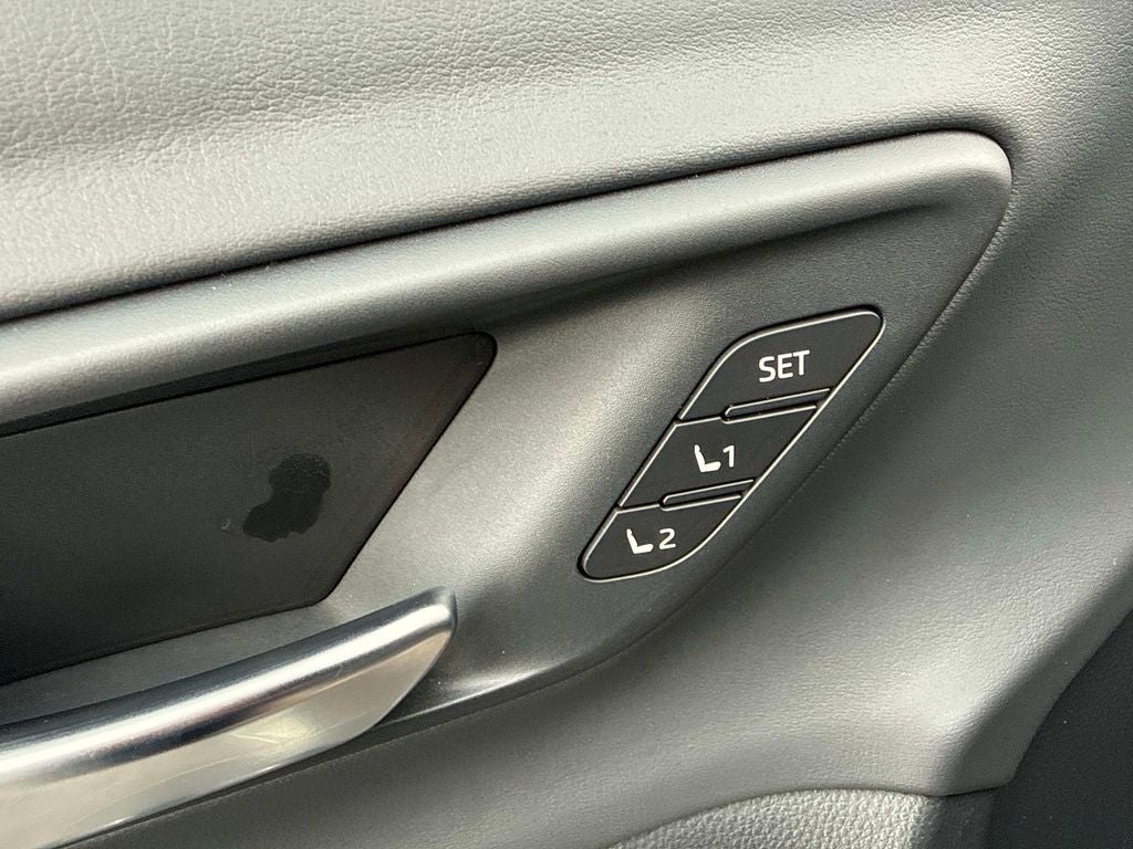 2023 Toyota Crown Platinum