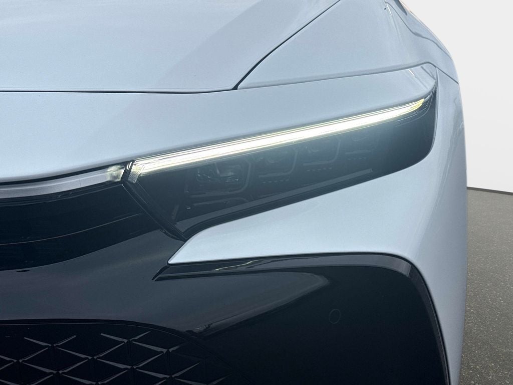 2026 Toyota Crown Platinum