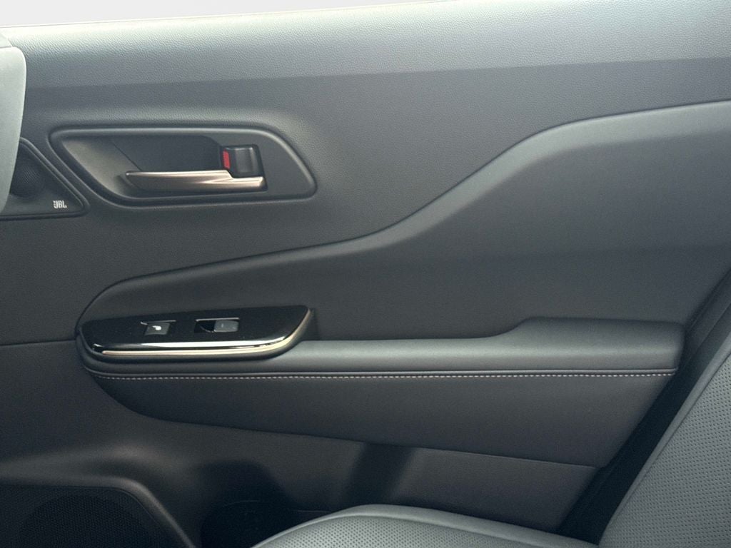 2026 Toyota Crown Platinum