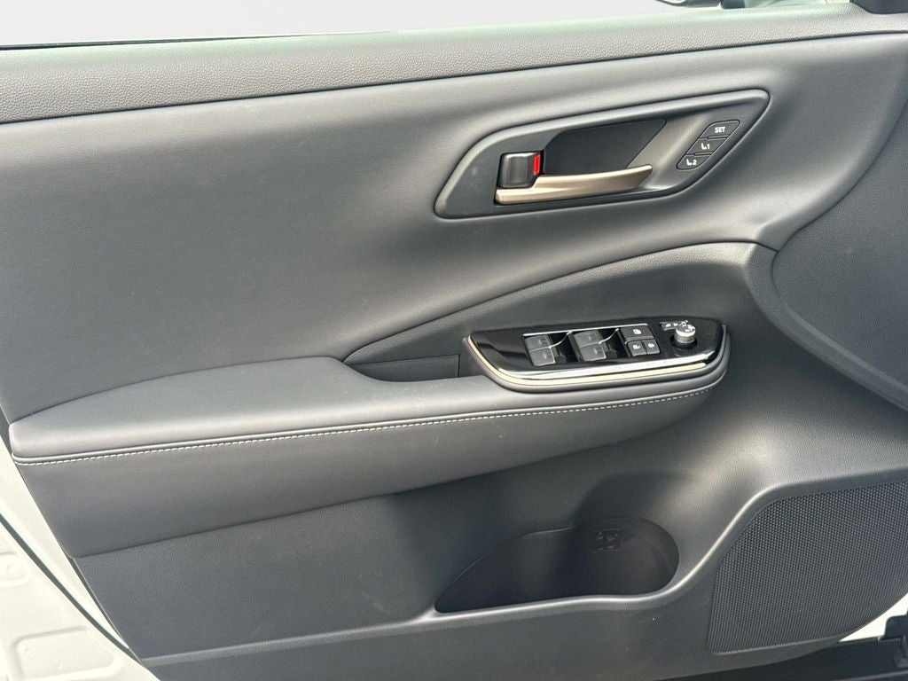 2026 Toyota Crown Platinum