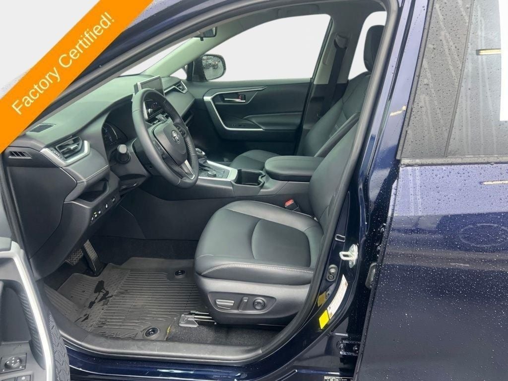 2025 Toyota RAV4 Hybrid XLE Premium