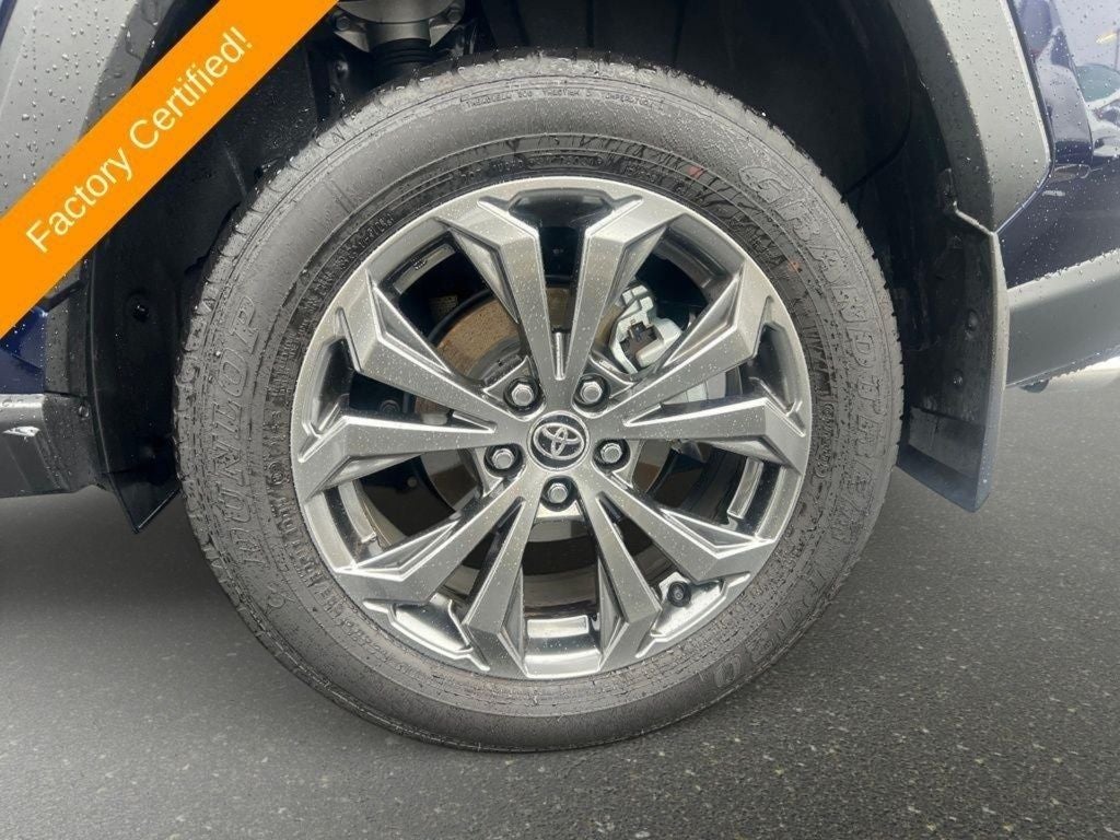 2025 Toyota RAV4 Hybrid XLE Premium