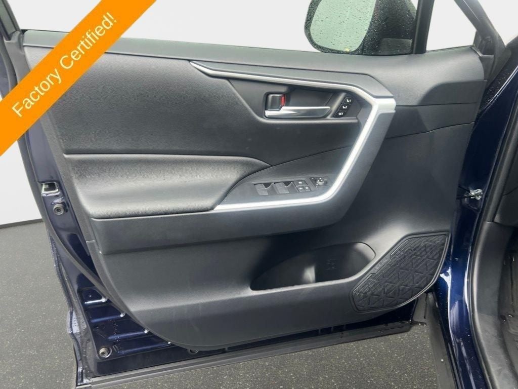 2025 Toyota RAV4 Hybrid XLE Premium