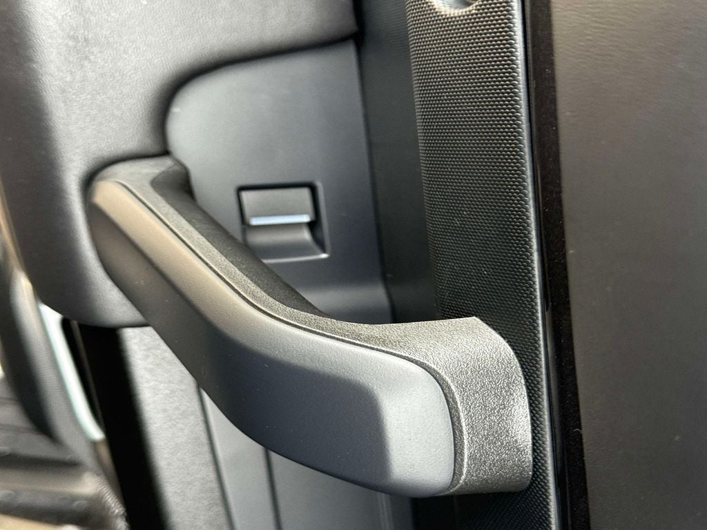 2023 Land Rover Defender 110 Carpathian Edition