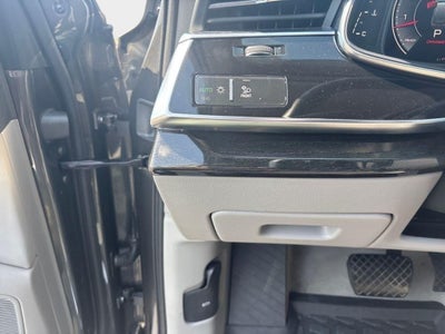 2023 Audi Q7 55 Prestige quattro