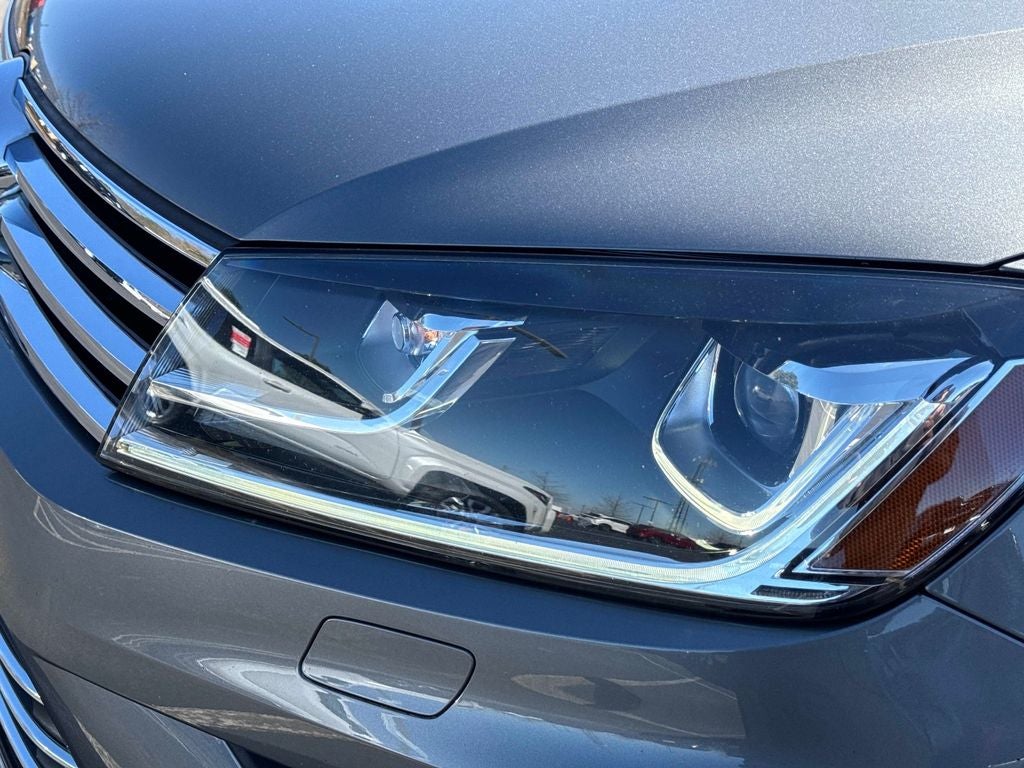 2016 Volkswagen Touareg V6 TDI Sport