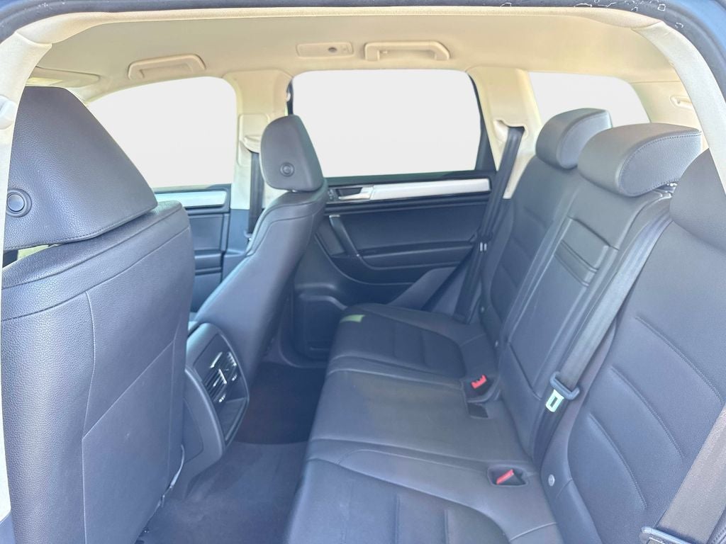 2016 Volkswagen Touareg V6 TDI Sport