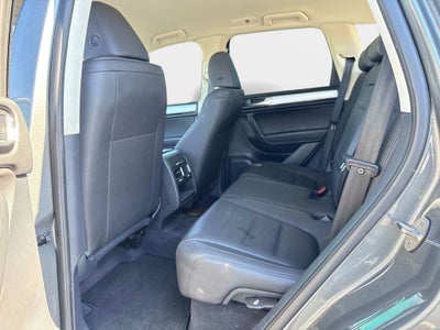 2016 Volkswagen Touareg V6 TDI Sport