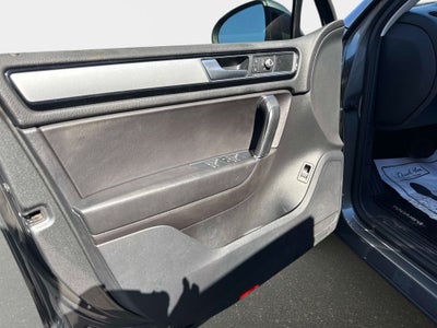 2016 Volkswagen Touareg V6 TDI Sport