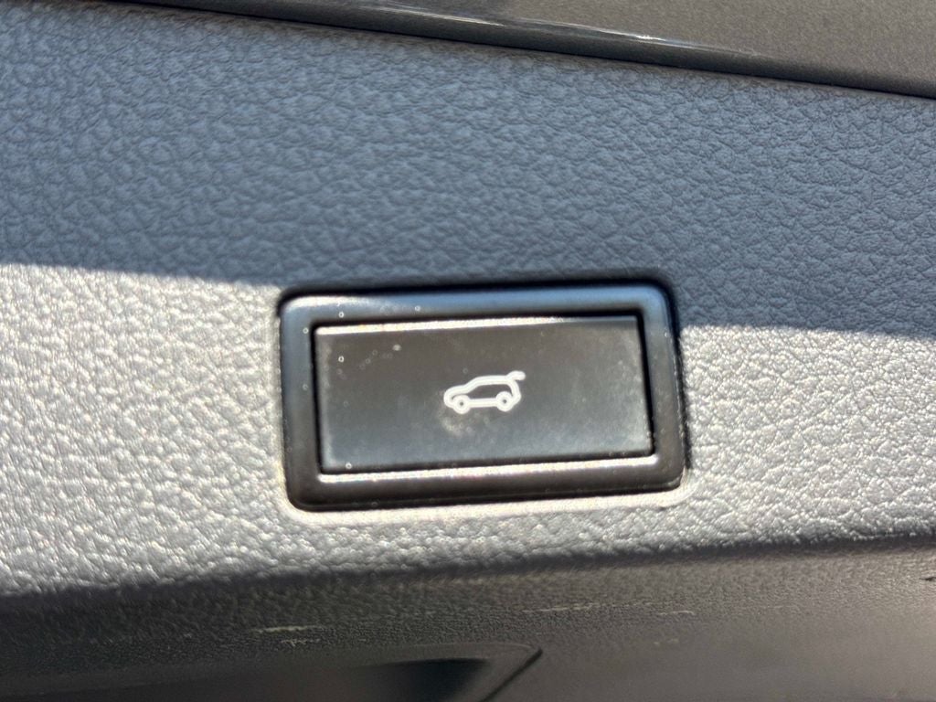 2016 Volkswagen Touareg V6 TDI Sport